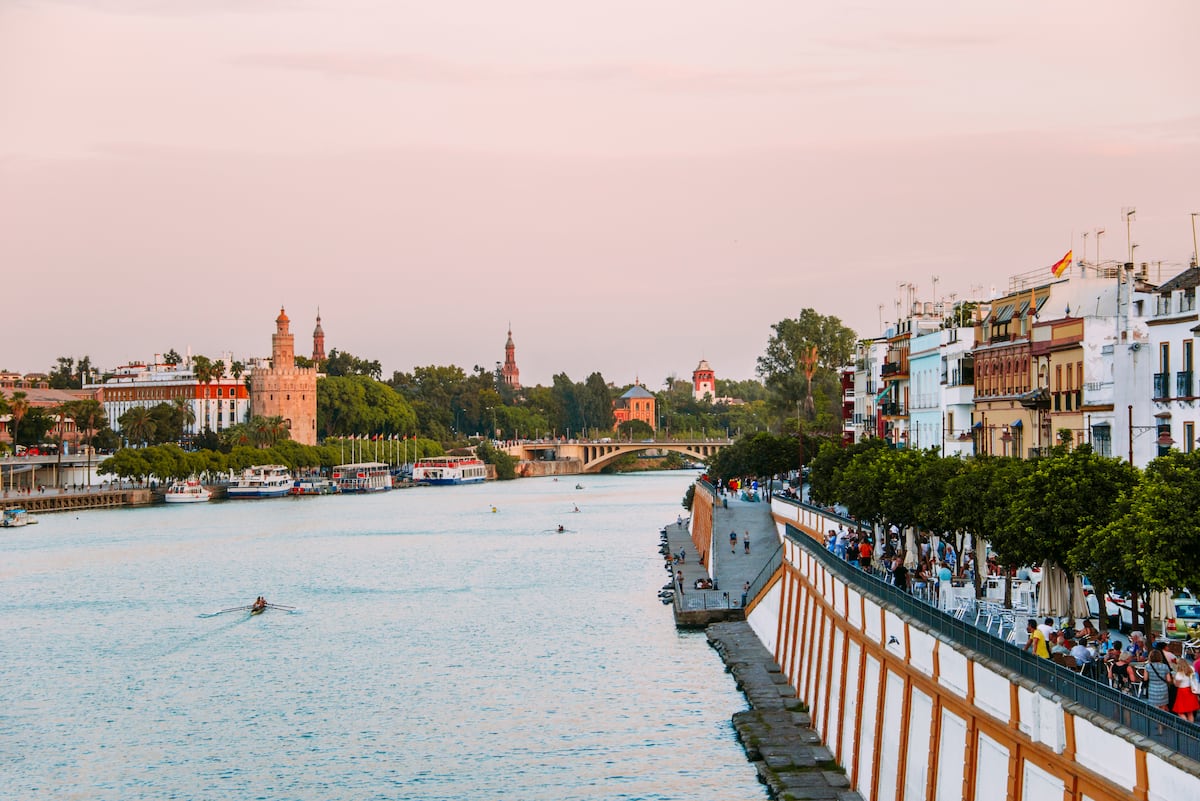 Por otros caminos hacia la Sevilla de siempre