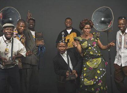 La banda angoleña Konono Nº 1 no sólo está en los programas de festivales como La Mar de Músicas o Pirineos Sur, sino también en el Sónar.