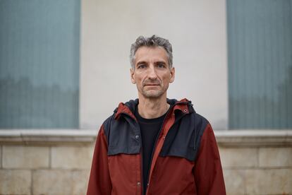 Alfonso Santamaria, profesor de secundaria con una hija con enfermedad grave, al que le deniegan la reducción de jornada.