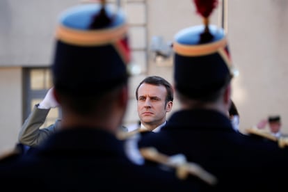 El presidente francés, Emmanuel Macron, en la Escuela Militar en París en febrero de 2020.