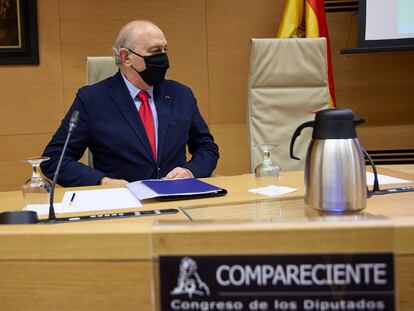 El exministro Jorge Fernández Díaz, este jueves, en la comisión de investigación sobre Kitchen.