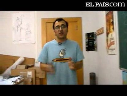 Raúl Ibañez, profesor titular de Geometría en la <a href="http://www.ehu.es/" target="_blank">Universidad del País Vasco</a>, responsable del portal <a href="http://www.divulgamat.net/" target="_blank">Divulgamat</a>, premio Savirón 2010 y COSCE 2011, presenta el 31º desafío con el que EL PAÍS celebra el <a href="http://www.rsme.es/centenario/" target="_blank">centenario de la Real Sociedad Matemática Española</a>. Envía tu respuesta antes de las 0.00 horas del martes 18 de octubre (medianoche del lunes, hora peninsular española) a <a href="mailto:problemamatematicas@gmail.com" target="_blank">problemamatematicas@gmail.com</a>, entre los acertantes sortearemos una <a href="http://www.elpais.com/promociones/matematicas/" target="_blank">biblioteca matemática</a> como la que cada domingo se distribuye con EL PAÍS. A continuación, para aclarar las dudas y en atención a nuestros lectores sordos, añadimos el <b>enunciado del problema por escrito</b>. Un número es elegante si al sumar los cuadrados de sus cifras, repetir la esta misma operación sobre el resultado obtenio, e iterar este proceso suficientes veces obtenemos finalmente 1. Por ejemplo, el número 9.100 es elegante, ya que, primero, <i>9^2+1^2+0^2+0^2=82</i>. Siguiendo el proceso: <i>8^2+2^2=68</i>. Iterando una vez más: <i>6^2+8^2=100</i>. Y, por último, <i>1^1+0^2+0^2=1</i>. El desafío consiste en encontrar infinidad de parejas de números consecutivos tal que ambos sean elegantes. <a href="http://www.elpais.com/articulo/sociedad/Desafia/lectores/PAIS/resolver/acertijo/matematico/elpepusoc/20111006elpepusoc_14/Tes" target="_blank">ENVÍA TU ACERTIJO Y GANA LA BIBLIOTECA MATEMÁTICA</a> <a href="http://www.elpais.com/articulo/sociedad/desafios/matematicos/elpepusoc/20110712elpepusoc_8/Tes" target="_blank">DESAFÍOS ANTERIORES Y SUS SOLUCIONES</a>