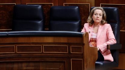Nadia Calviño, en una sesión en el Congreso.