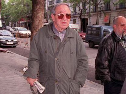 Paulino Barrab&eacute;s llega a la Audiencia Nacional en abril de 2000.
