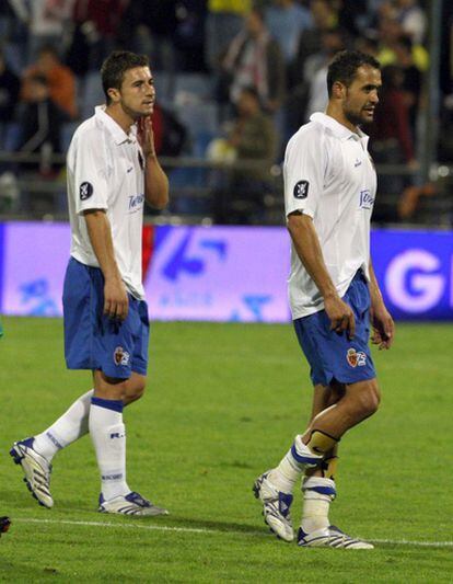 Gabi, a la izquierda, junto a Juanfran, en un partido del Zaragoza en 2007.