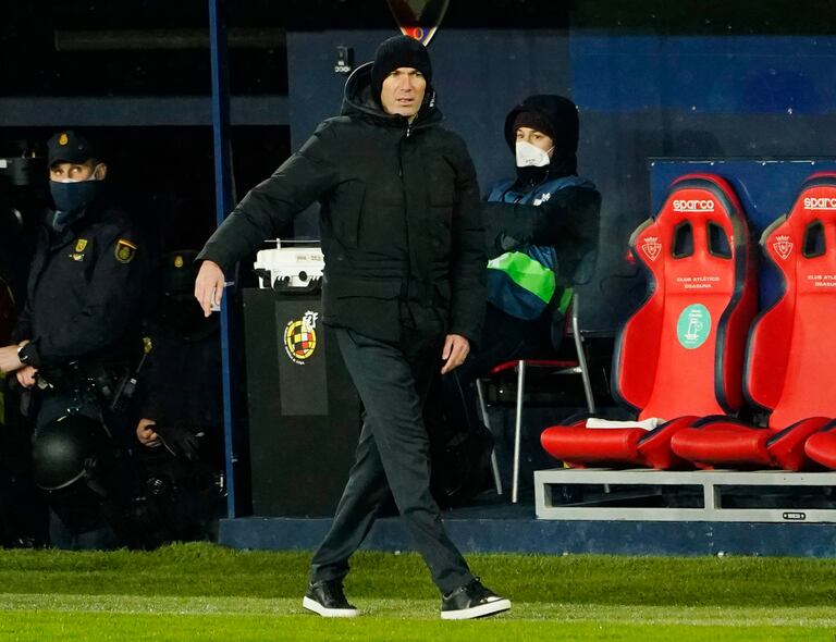 Zidane, durante el Osasuna-Real Madrid del pasado sábado.