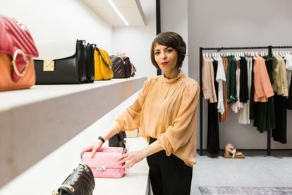 Con esta apertura, la red de 'for&from' alcanza los 14 establecimientos
 en toda España vinculados a seis marcas de Inditex (Pull & Bear, Massimo Dutti,
Bershka, Stradivarius, Oysho y Uterqüe) y a Tempe. La iniciativa da empleo a 167 personas en total.