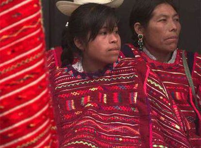 Dos indígenas mixtecas en el Estado mexicano de Oaxaca (sur del país).