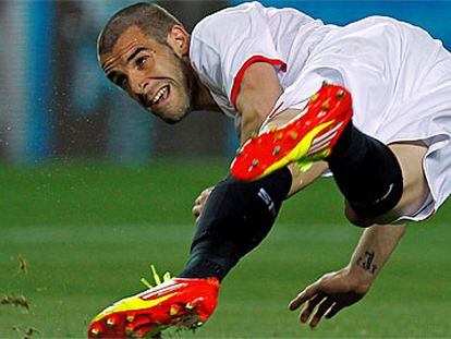 Negredo marca el segundo gol del Sevilla.