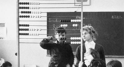 Clase de matemáticas en Breslavia, Polonia, en 1960.