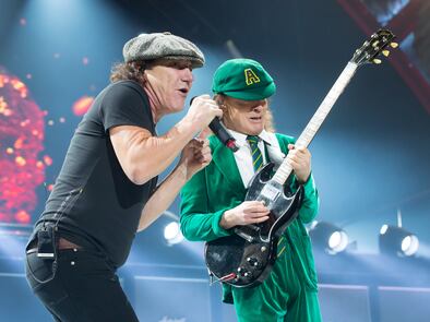 Angus Young En El Pais