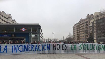 Marcha por el cierre de la incineradora de Valdemingómez en Vallecas.