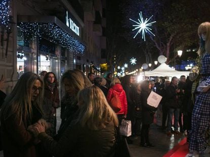 Shopping night en el paseo de Gr&agrave;cia.