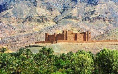 Vista de la 'kasbah' de Timiderte, del siglo XVI, en el valle de Draa, en Marruecos.