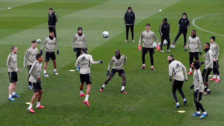 Los jugadores del Real Madrid, durante un entrenamiento previo al confinamiento.