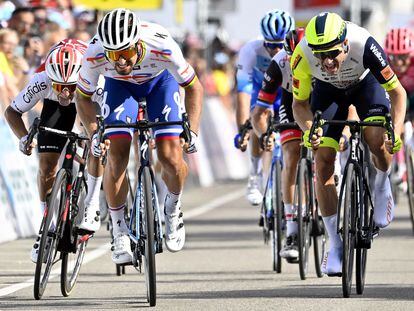 Sagan supera a Coquard y Kristoff.