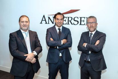 Íñigo Rodríguez-Sastre, socio codirector de Andersen; Javier Bustillo, socio, y José Vicente Morote, socio codirector.