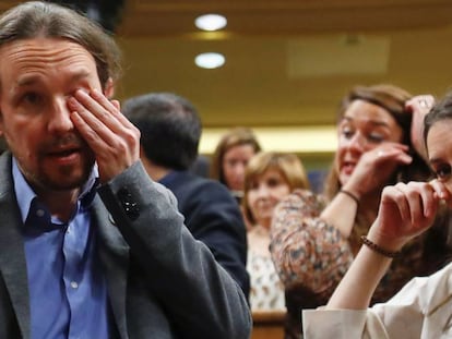 Pablo Iglesias e Irene Montero, tras la votación de investidura de Pedro Sánchez.