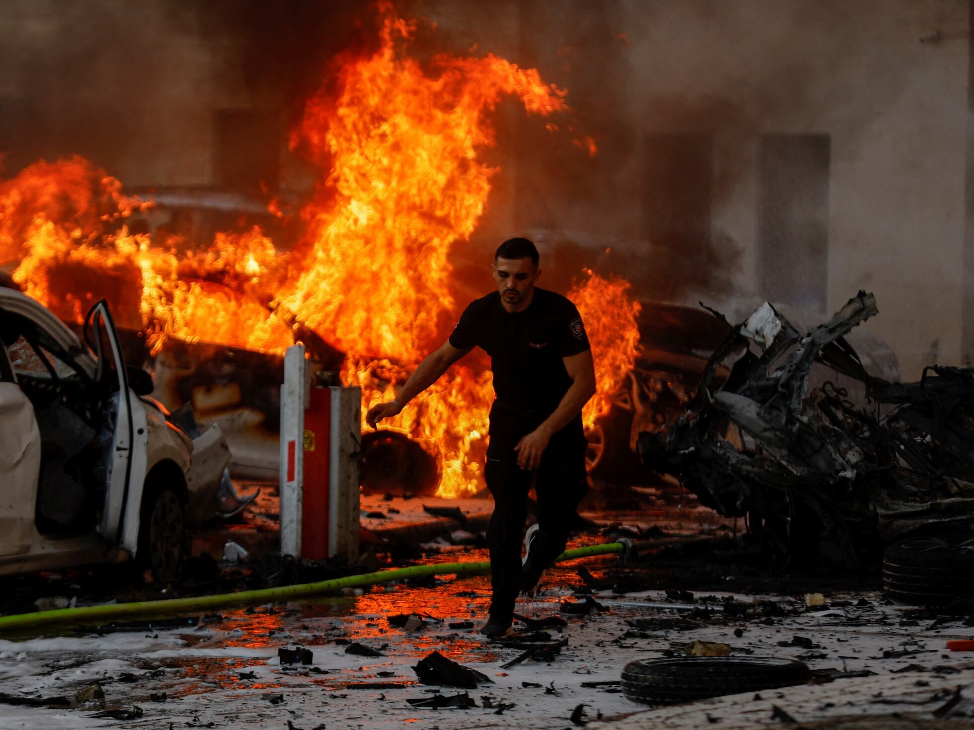 Hamás lanza contra Israel un ataque sorpresa y sin precedentes desde Gaza |  Internacional | EL PAÍS