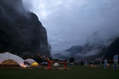 Campo Base del The Mount Festival a los pies del monte Eiger