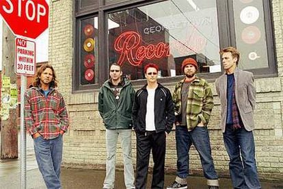 Pearl Jam en una foto promocional.