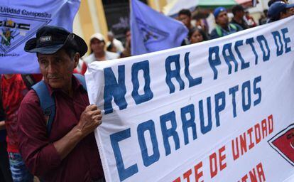 Protesta contra el presidente Jimmy Morales esta semana en Guatemala.