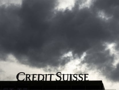 FILE PHOTO: Credit Suisse logo in Geneva