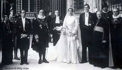 Fotografía de la boda de don Juan de Borbón. 