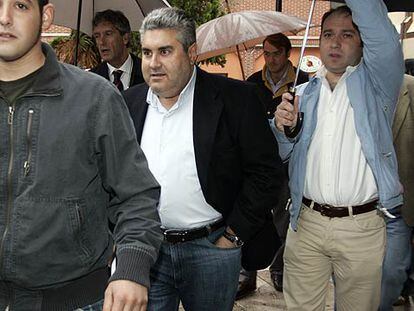 El ex alcalde de Ciempozuelos Pedro Antonio Torrejón, en las inmediaciones de los juzgados de Valdemoro.