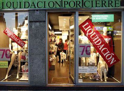 El pequeño comercio aglutina a 650.000 locales y emplea a más de tres millones de personas en España.