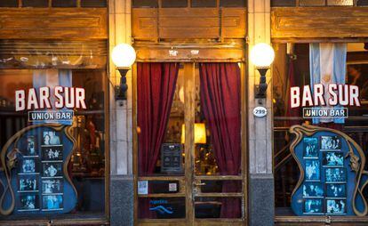 Entrada del Bar Sur, perfecto para el tango, en Buenos Aires.