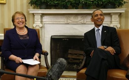 El presidente Barack Obama recibe a su par chilena Michelle Bachelet  