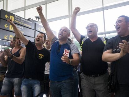 Trabajadores de Eulen protestan en el aeropuerto de Barcelona-El Prat