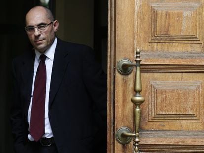 El magistrado Elpidio Jos&eacute; Silva a la salida del Tribunal Superior de Justicia de Madrid en abril de 2014. 