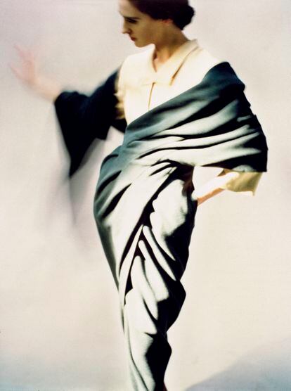 Una de las creaciones de Sybilla para la colección otoño-invierno 1988-1989.