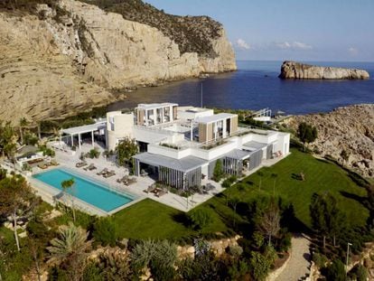 La villa Sa Ferradura, en Ibiza, ha sido el proyecto ganador de la 5ª edición de los Premios 3 Diamantes. |