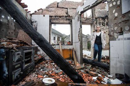 Patricia Soalleiro, en su vivienda de Moces, en Ourense. 