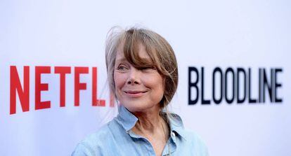 Sissy Spacek promociona la serie Bloodline de Netflix, en California. 