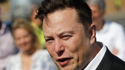 Elon Musk vende ahora su propio perfume.
