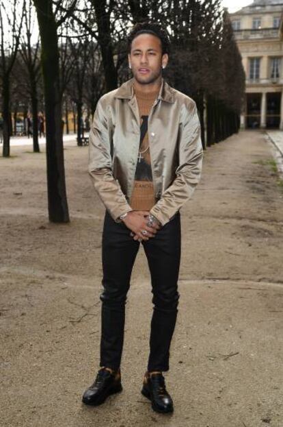 Neymar, el jugador de fútbol que según algunas estimaciones ingresa 4.000 euros cada hora.