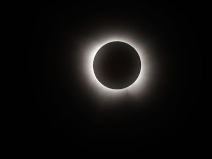 Vista del eclipse solar desde la ciudad de Torreón, Coahuila, el 8 de abril de 2024.