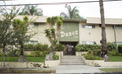 Los apartamentos The Dunes, en Los Ángeles, en un fotograma de la serie 'Insecure' (HBO).