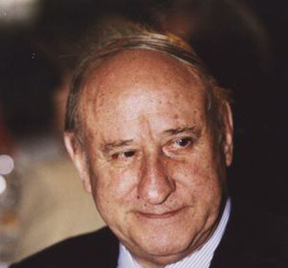 El clavecinista colombiano Rafael Puyana.