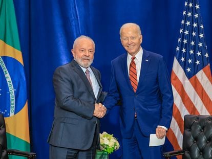 Los presidentes de Brasil, Lula da Silva, y de EE UU, Joe Biden, en su reunión en Nueva York.