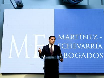 Albert Rivera anuncia su incorporación al despacho de abogados Martínez-Echeverría.