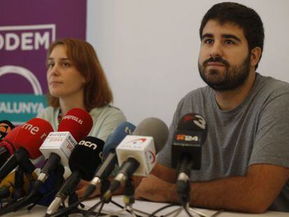 Els portaveus de Podem Catalunya, Marc Bertomeu i Jéssica Albiach, en la seva compareixença a Barcelona.