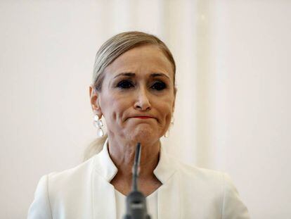 Cristina Cifuentes durante la comparecencia de este miércoles en la que ha presentado su dimisión como presidenta regional. 