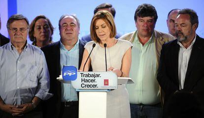 La presidenta de Castella-la Manxa i candidata a la reelecció, María Dolores de Cospedal, compareix a Toledo per valorar el resultat de les eleccions autonòmiques a Castella-la Manxa el 24 de maig del 2015.