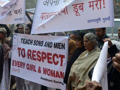 India se levanta por el respeto a las mujeres