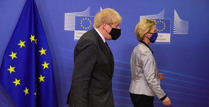El primer ministro británico, Boris Johnson, y la presidenta de la Comisión Europea,  Ursula von der Leyen. 